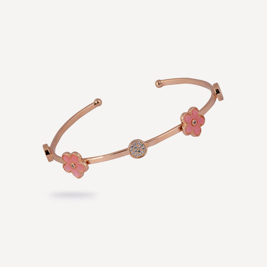 Flourish in Style: The Blossom Radiance Kada You Need