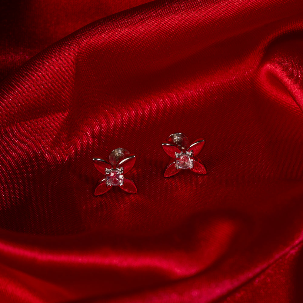 Petal Sparkle Diamond Studs