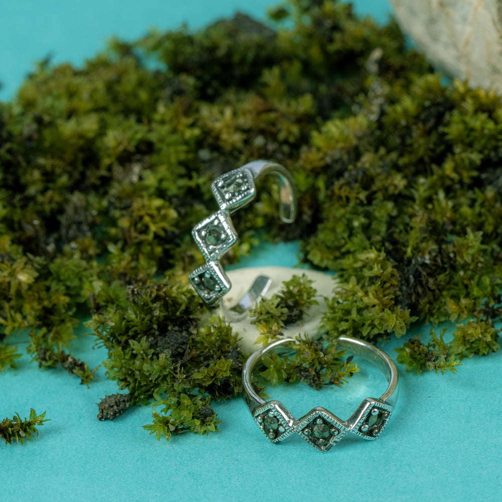 Midnight Noir Toe Ring Pair