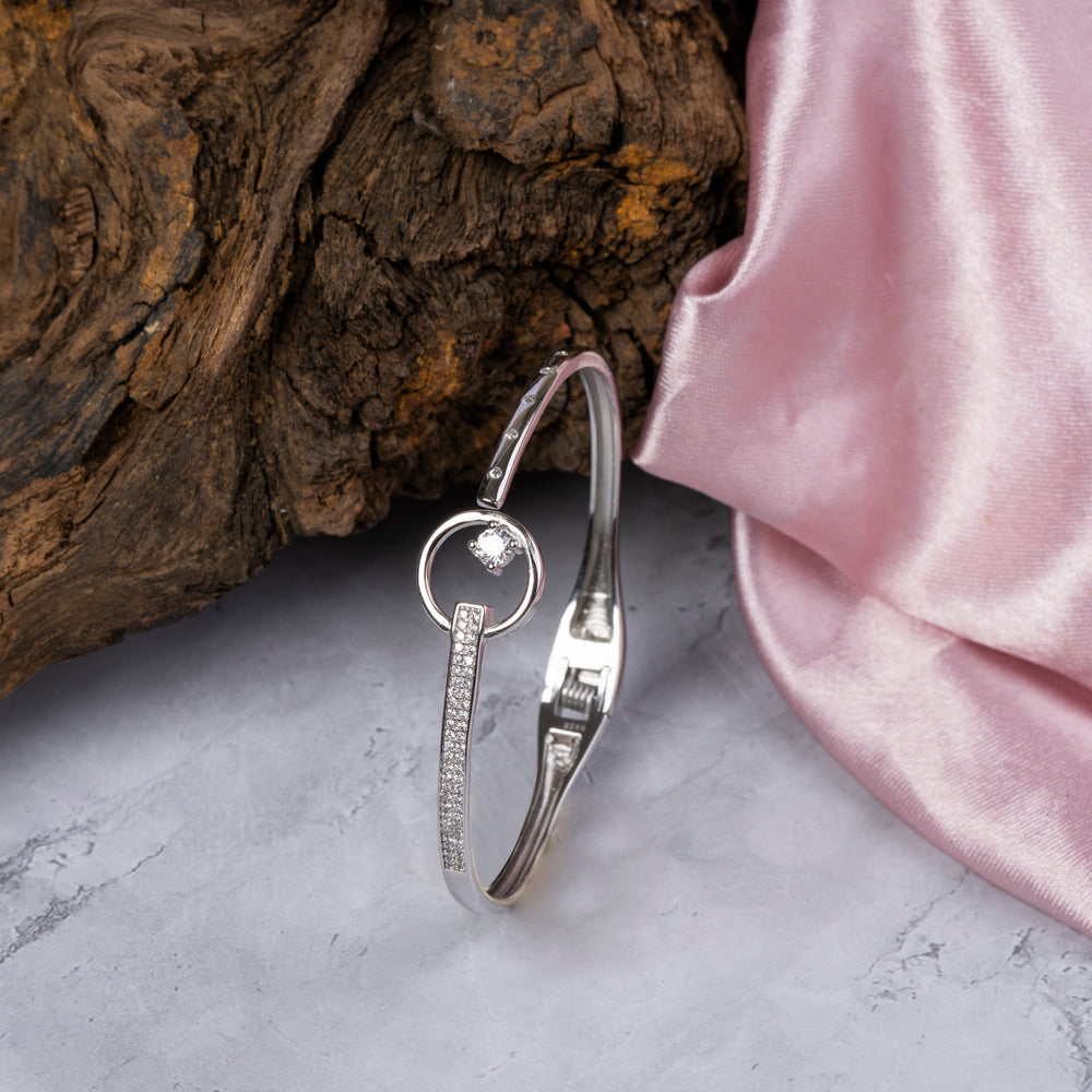 Radiant Circle Gemstone Bracelet