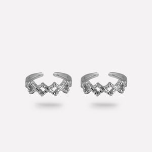 Crisscross Elegance Toe Ring Crisscross Elegance Toe Ring