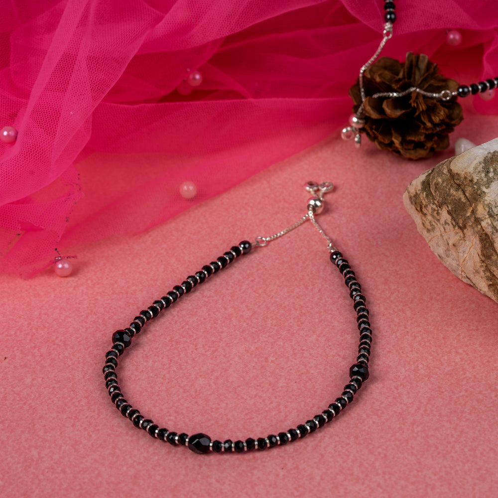 Dainty Adjustable beaded  Bracelet