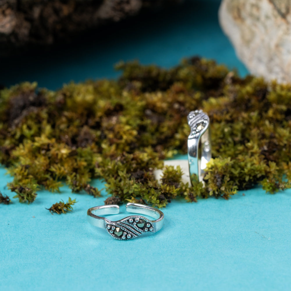 Mystic Midnight Sterling Toe Ring