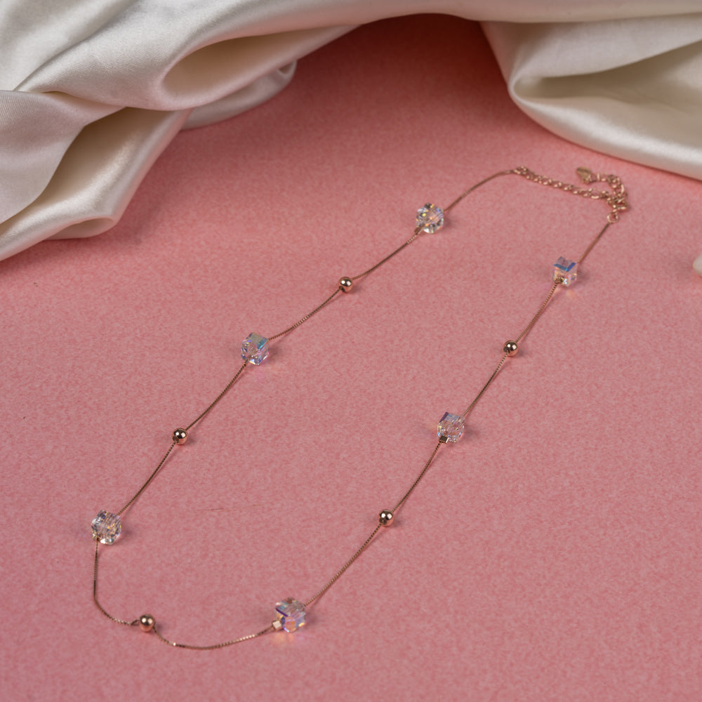Cubic Charm Chain